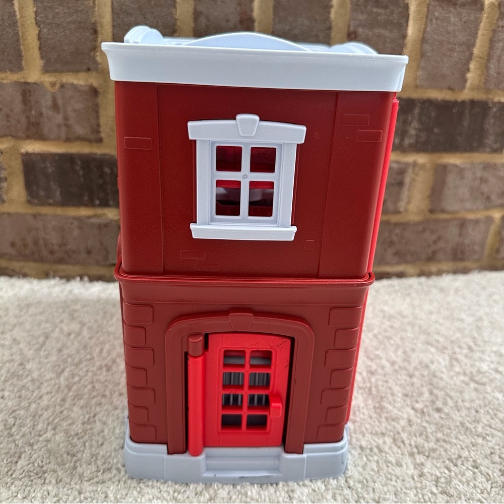Green Toys Fire Station Playset - Picture 9 of 10